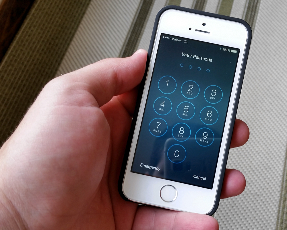 Lär dig hur du kringgår iOS 7 aktiveringslås. 