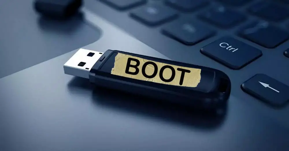 The definitive USB flash drive to boot any PC