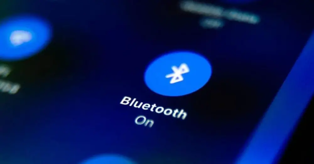 Do we have to turn off Bluetooth when we are not using it
